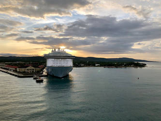 Port Town Cruise