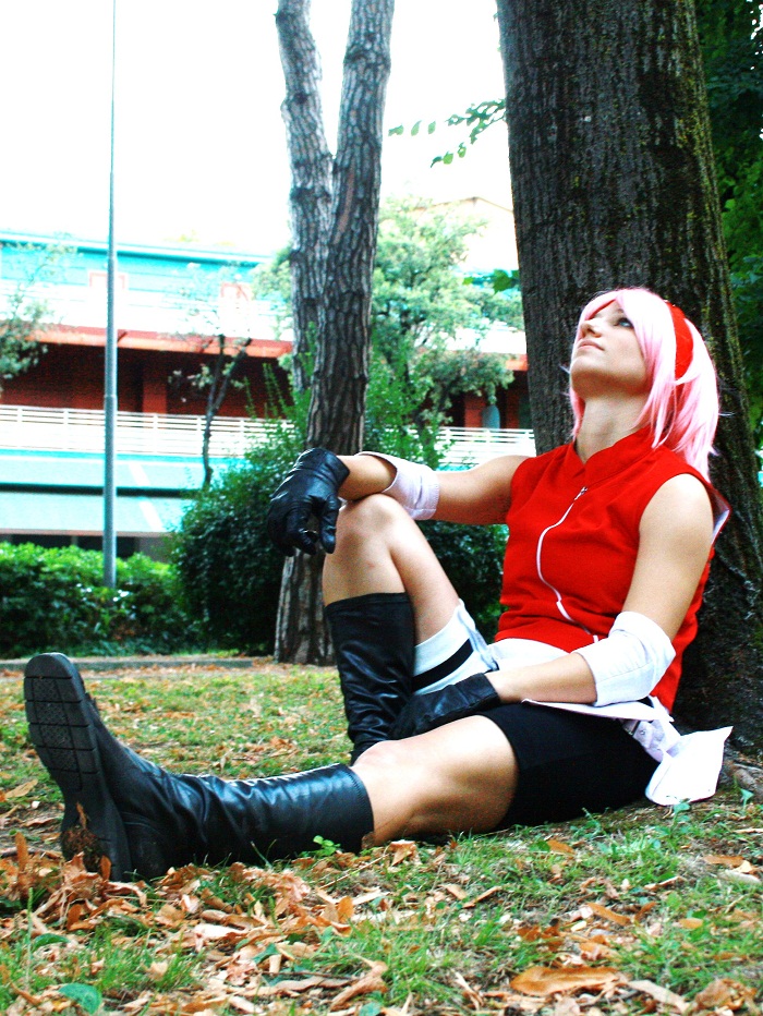 sakura cosplay: waiting for..