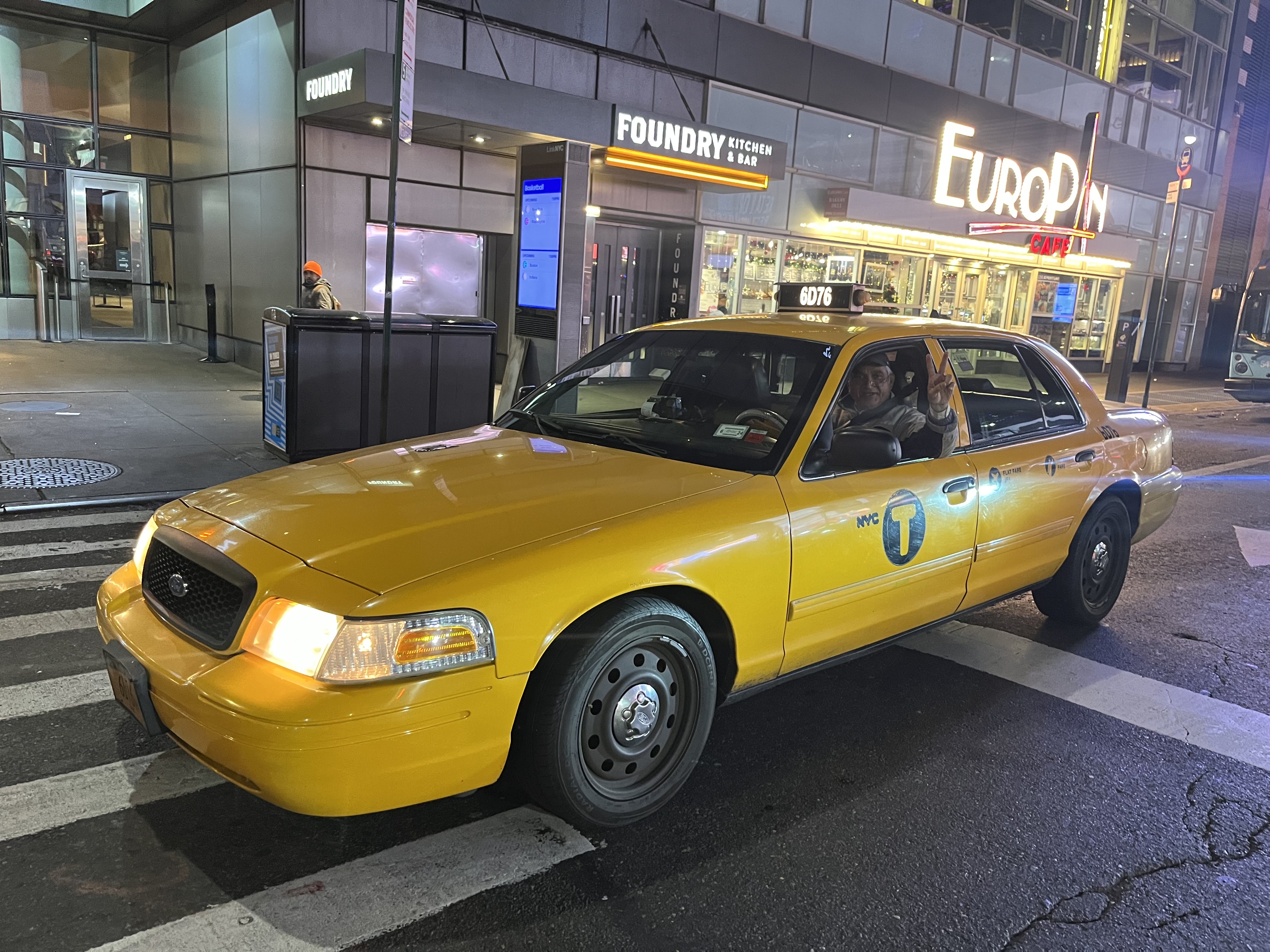 Ford crown Victoria (taxi)