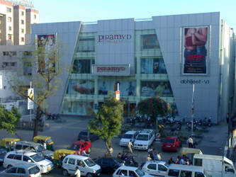 Pyramid Supermall: Ahmedabad