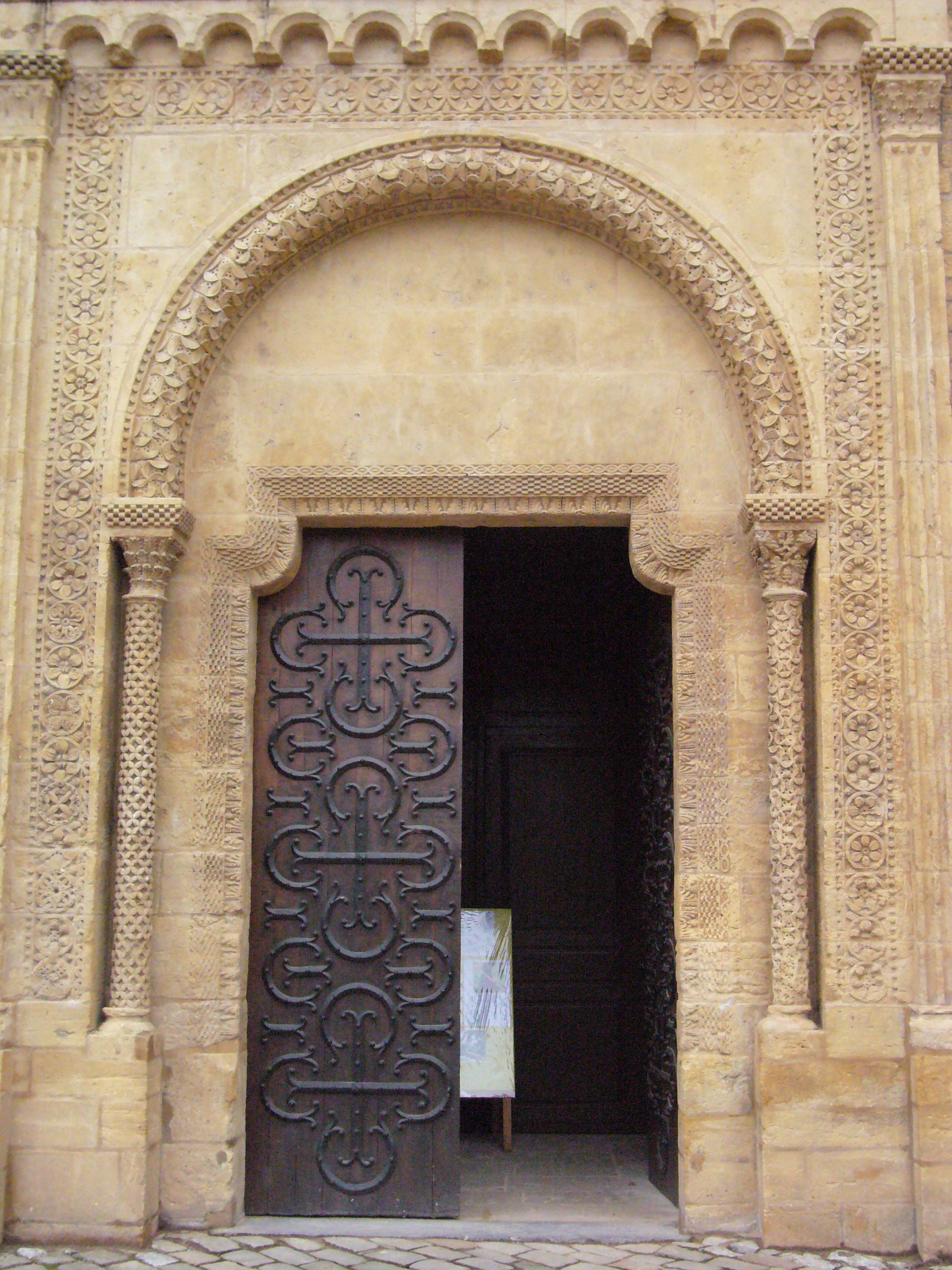 romanic doorway 2