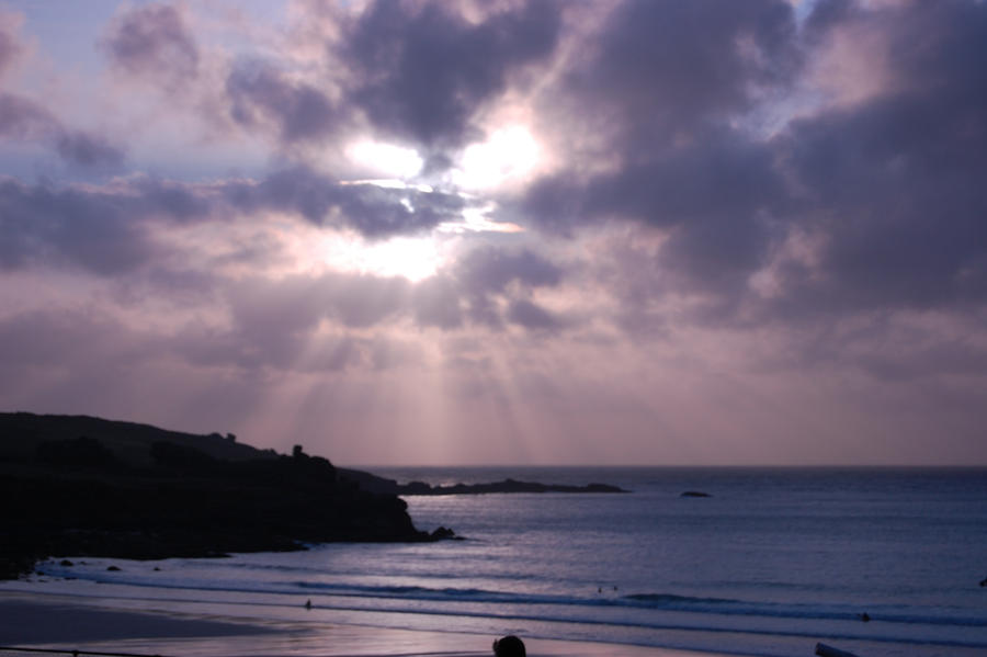 God Rays on the Waves