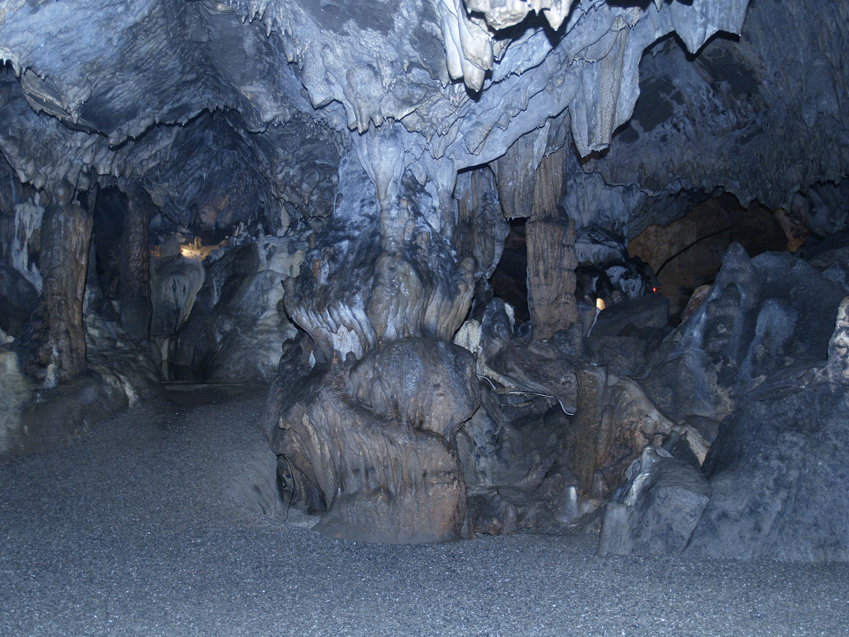 Indian Caverns 13