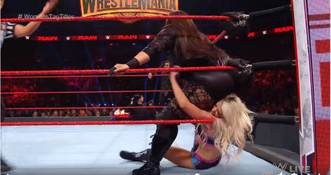 WWE - Nia Jax vs Alexa Bliss 4