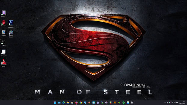 Windows 11 Desktop - Man of Steel