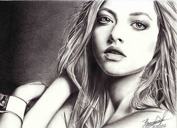 Amanda Seyfried by Vira1991