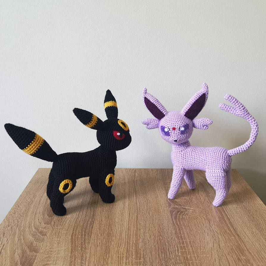 Umbreon And Espeon Crochet By Sheacrochetxx On DeviantArt umbreon-and-espeon-crochet-by-sheacrochetxx-on-deviantart