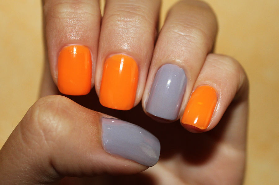 Orange - Gray manicure
