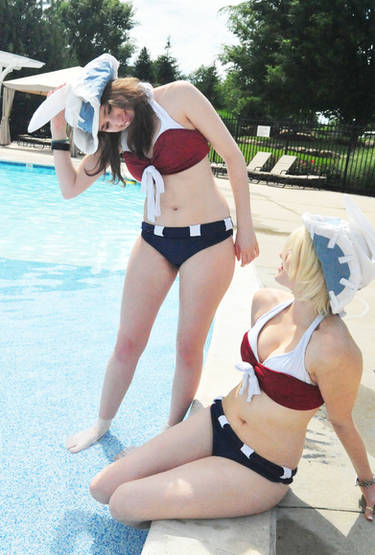 Pointy Hats and the Poolside Thompson Sisters