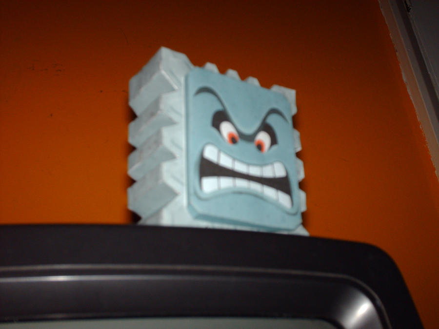 Thwomp papercraft by nin-mario64 on DeviantArt