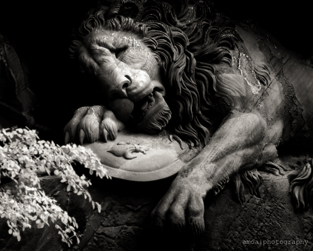 The Dying Lion of Luzern (Infrared)