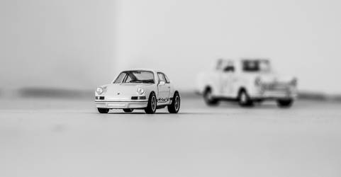 Porsche Carrera and Trabi by Sudlice