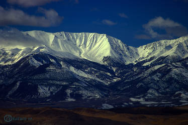 Clouds and Ranges XL