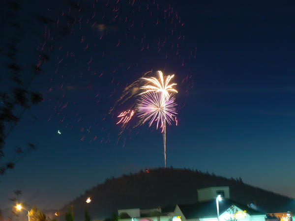 Fireworks.4 by varilux on DeviantArt