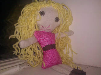 Blonde pinkie doll!