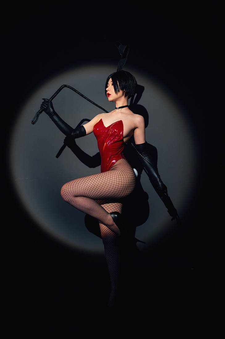 File:Cosplayer of Ada Wong, Resident Evil at PF23 20151025.jpg - Wikimedia  Commons