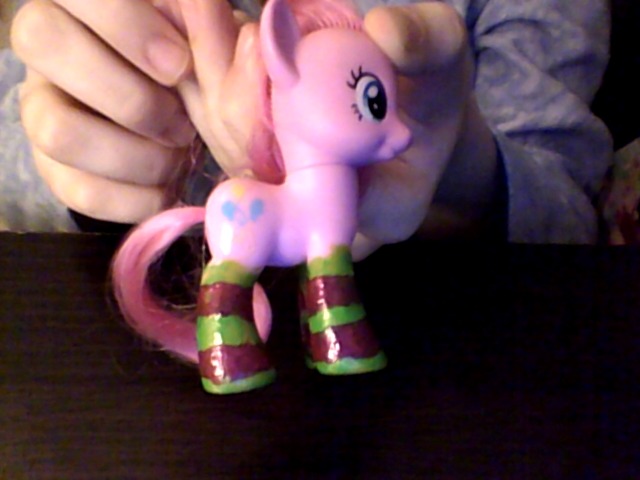 Pinkie with Socks