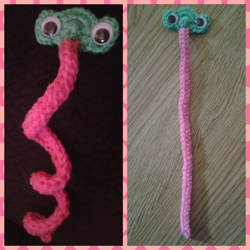 frog tongue bookmark, crochet