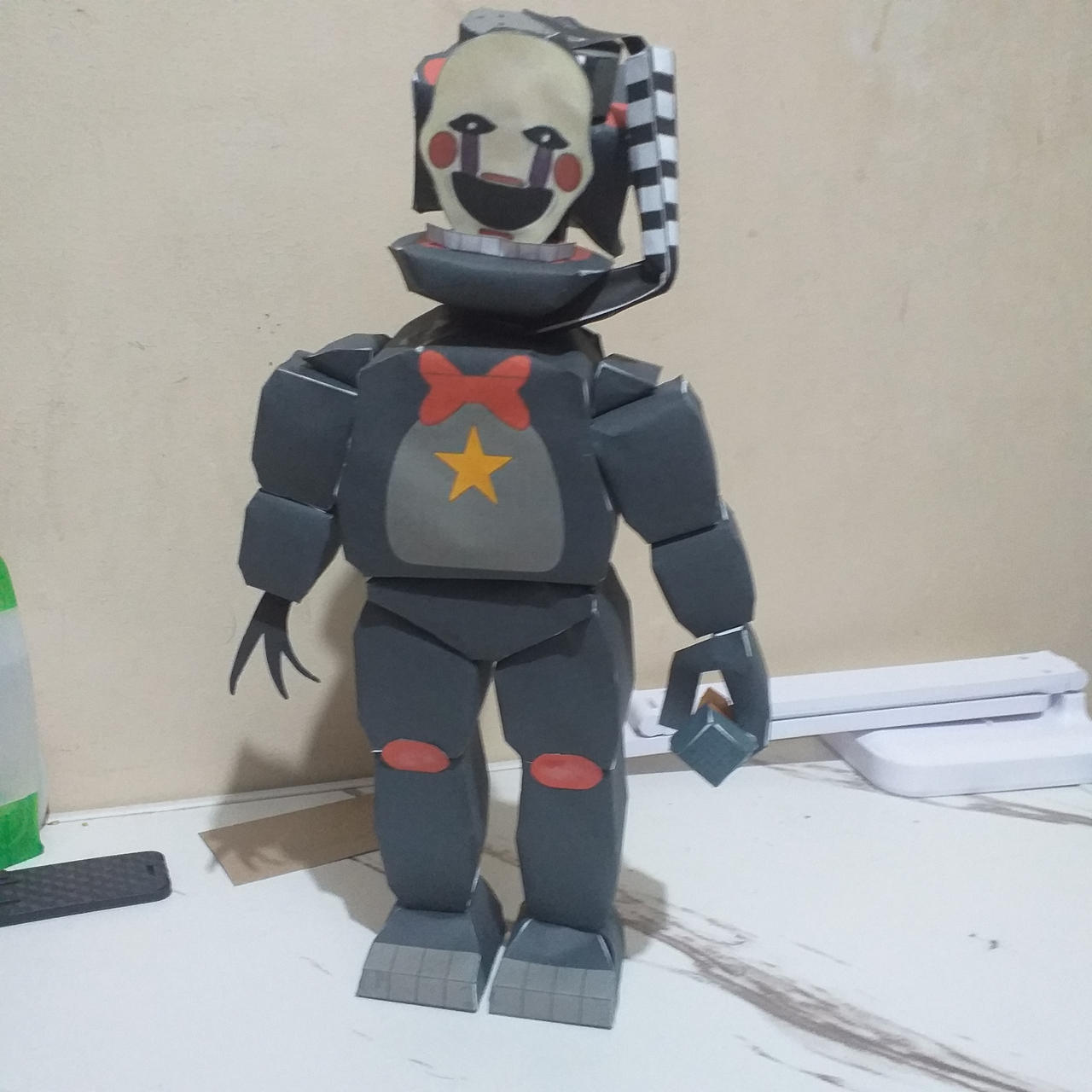Lefty Puppet Coloring Puppet inside lefty papercraft (fnaf 6) by PogTaT0LW on DeviantArt