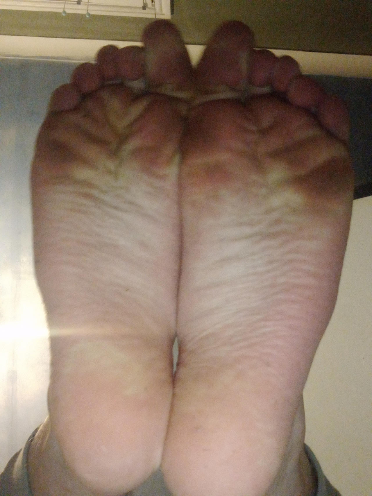 Scrunched Soles - ewtomww