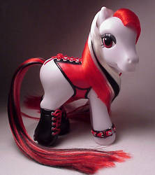 Corset pony for Darkhorse