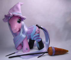 Charm, corseted little pony