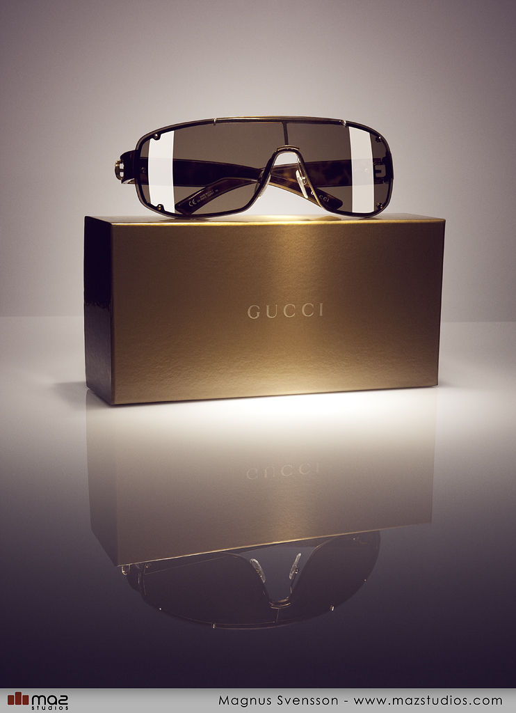 Gucci - Sunglasses