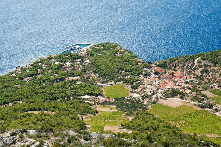 Hvar-Sveta Nedjelja-01