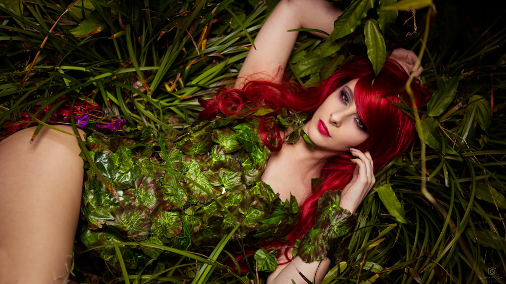 POISON IVY - Blondiee