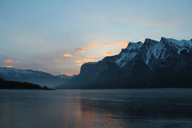 Lake Minnewanka