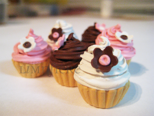 Pretty Flower Cupcakes