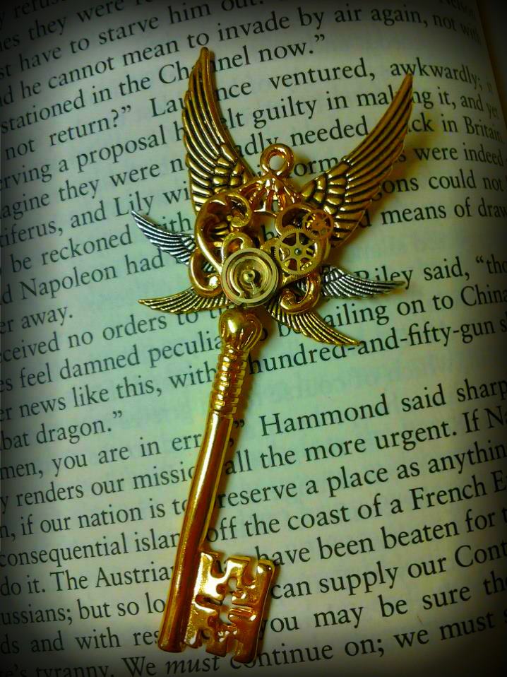 Golden Griffin Fantasy Key
