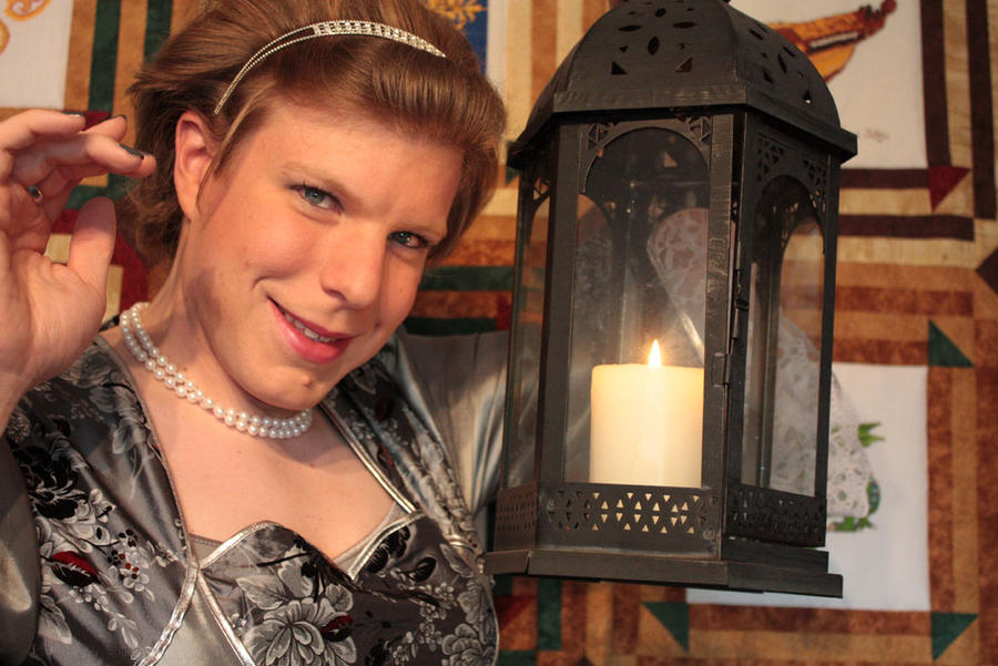 Linda Renn Renaissance Linda with lantern by Linda-K on DeviantArt