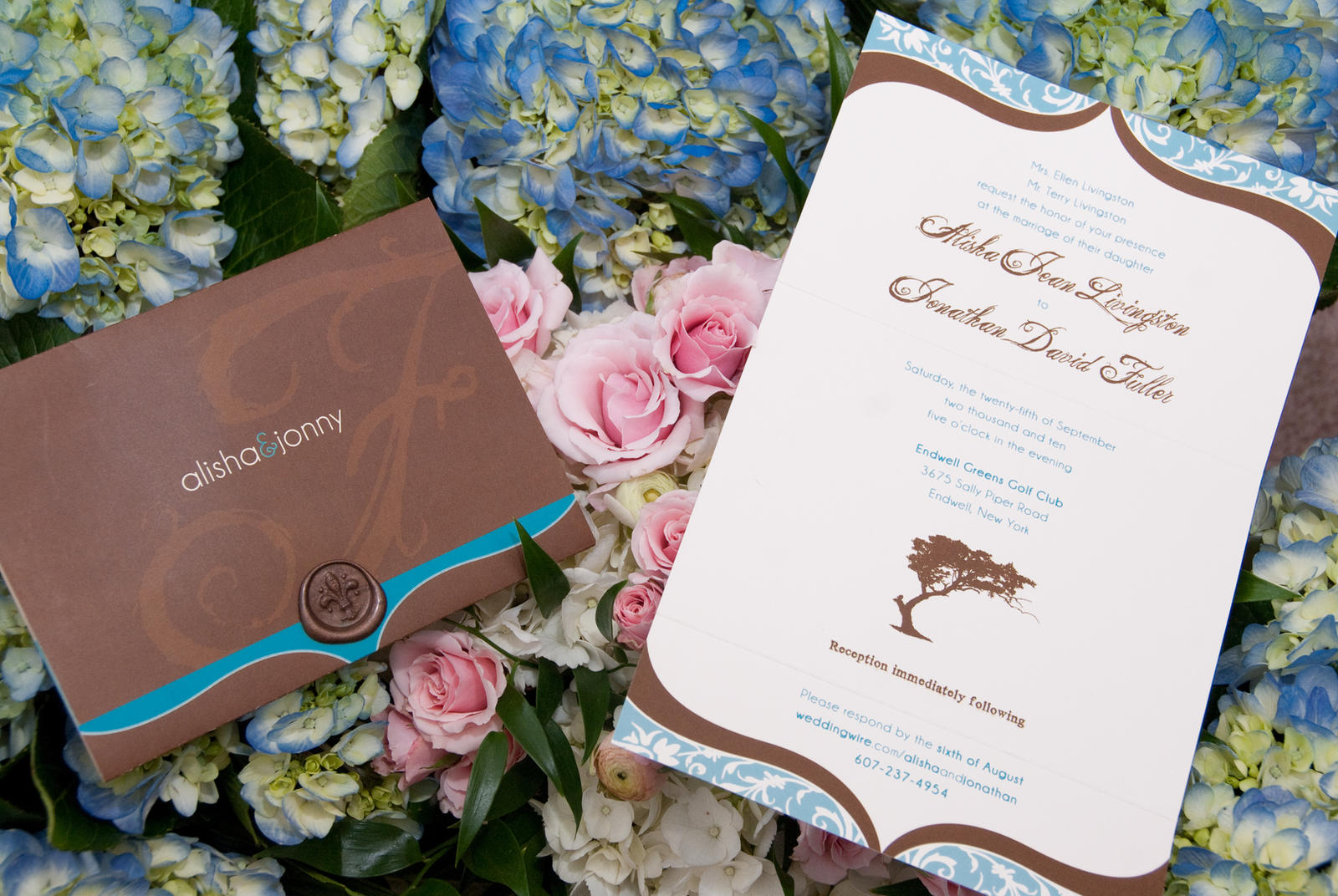 Wedding Invitation - bouquet