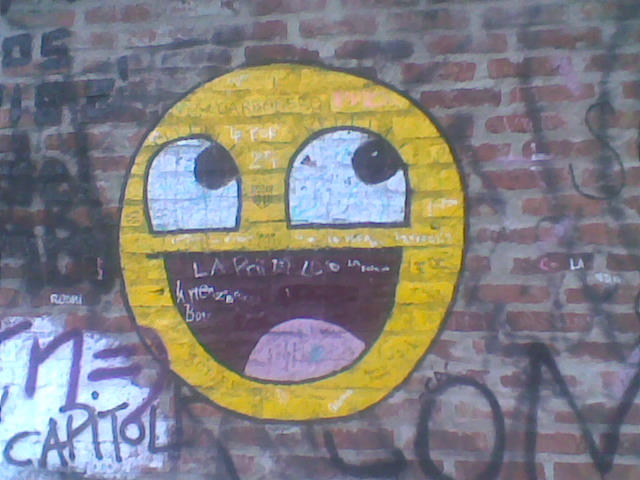 The Awesome Smiley Close-Up by ittehbittehtiger on DeviantArt