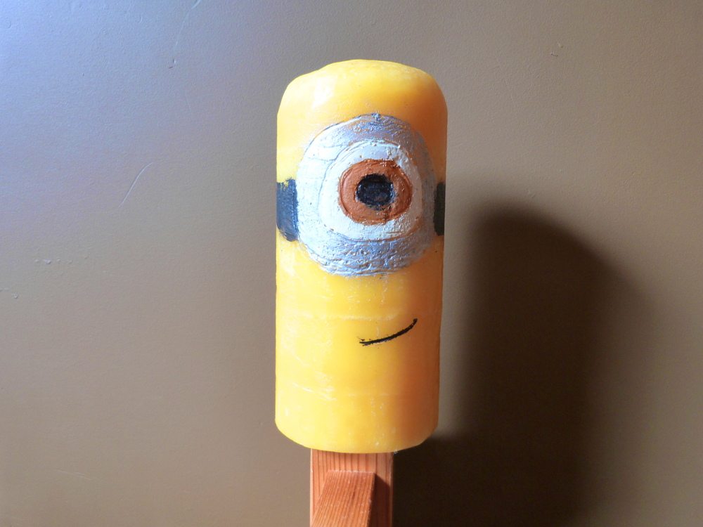 Minion candle