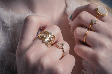 Needs Jewellery Beautiful Ring With White Stone