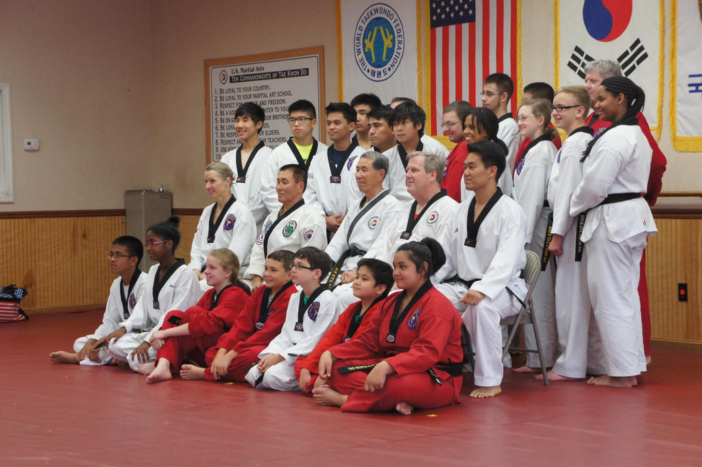 june 2014 black belt test pic 4