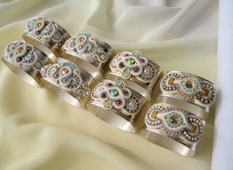 Napkin rings with  soutache