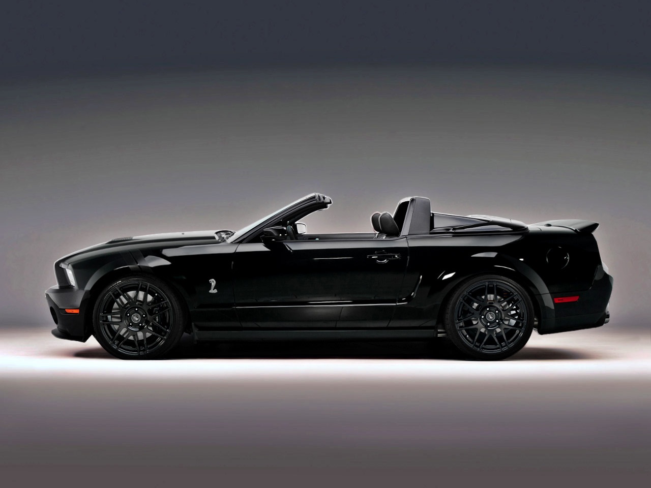 Convertible Black Cobra - Forgiato Wheels