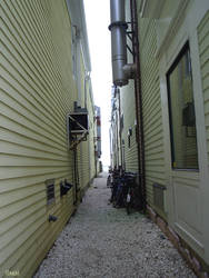 alley