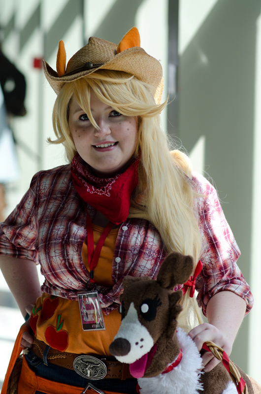 AppleJack Cosplay - Sakuracon 2012