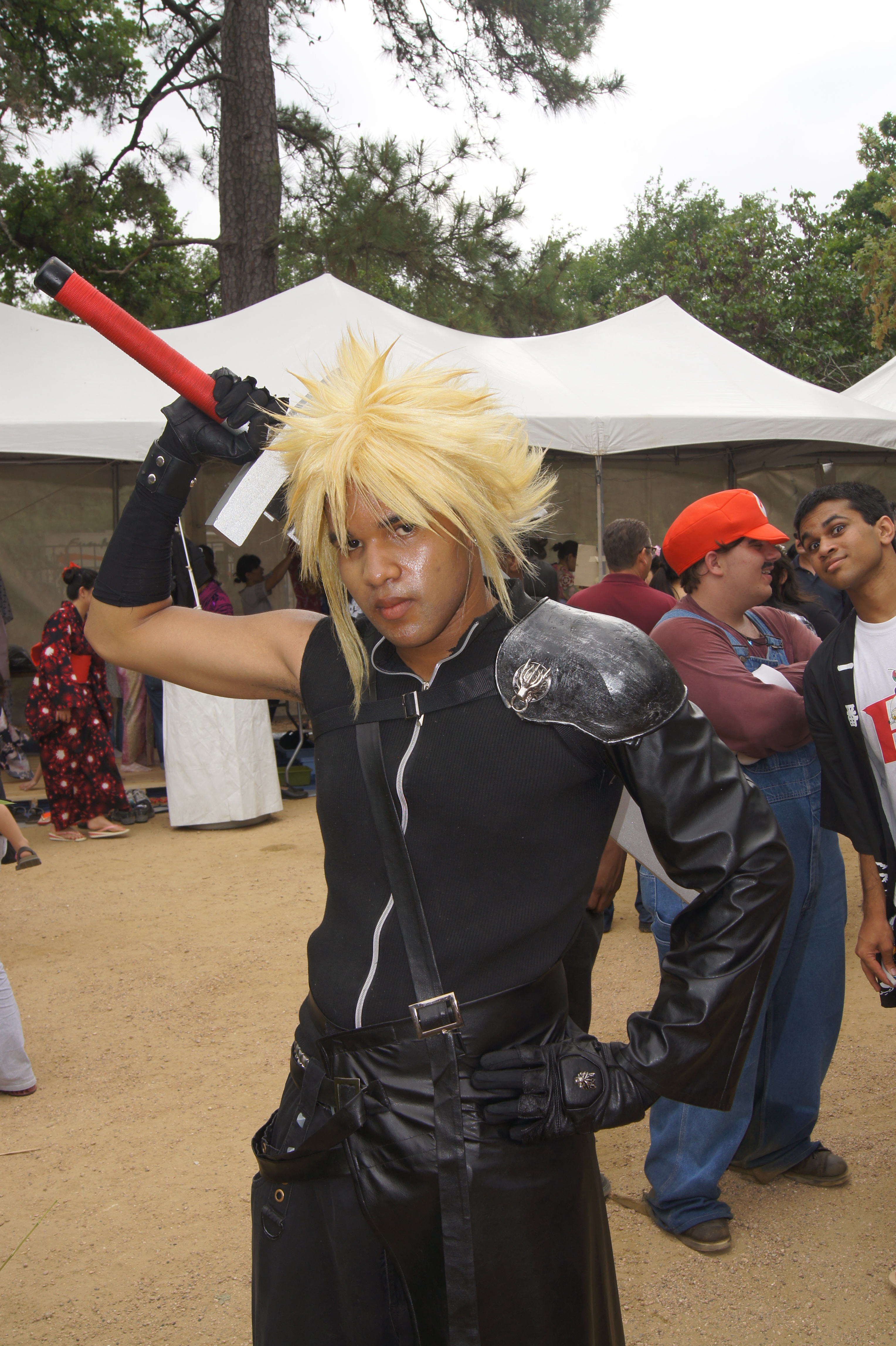 Cloud Strife cosplay