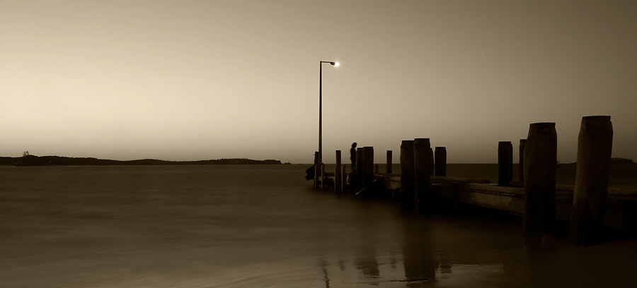 Jetty, Sepia