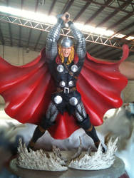 thor 1:4 scale with base