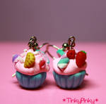 Cupcake earrings2 by tinkypinky