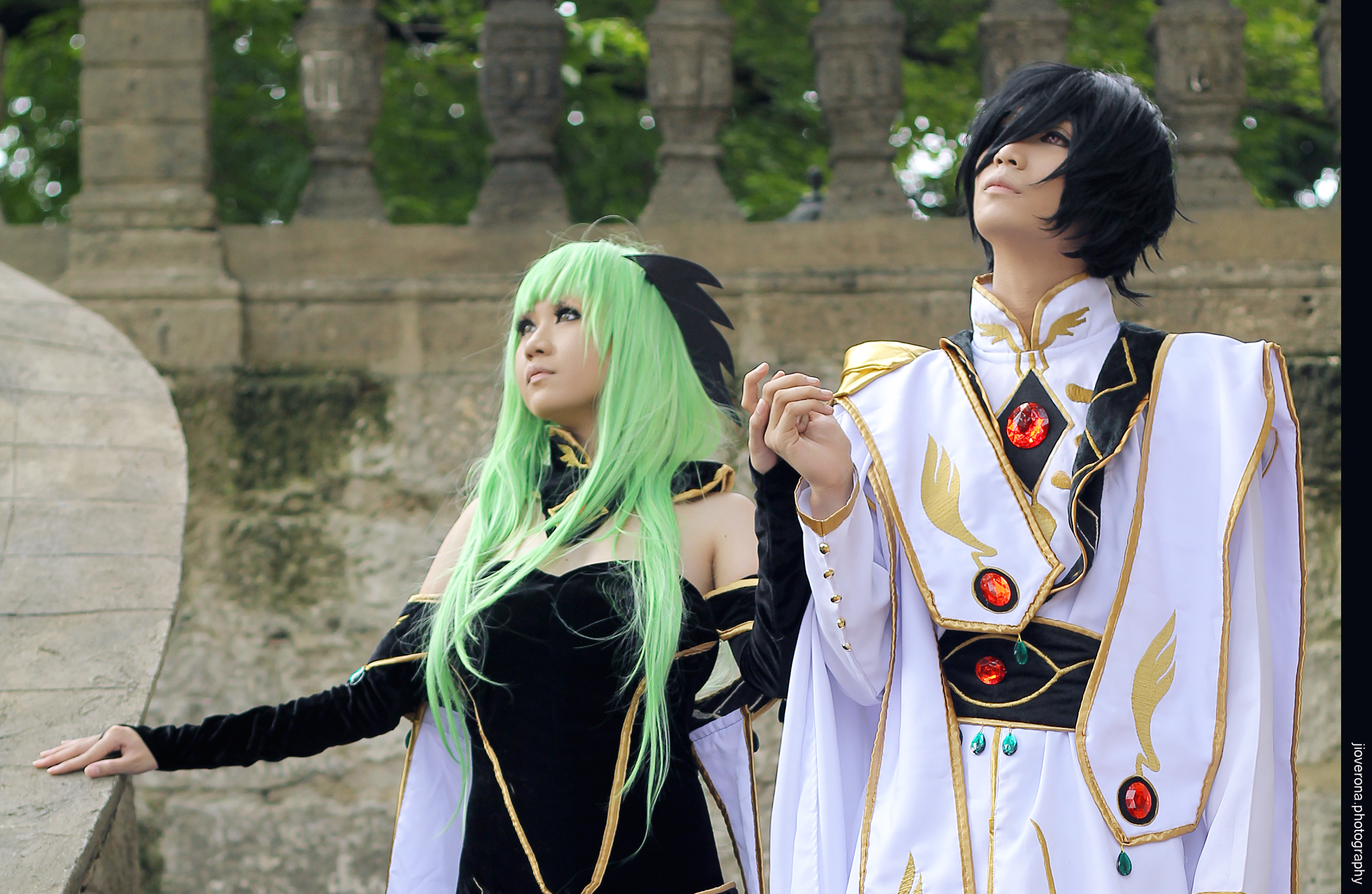 Lelouch and C.C. in Halloween costumes