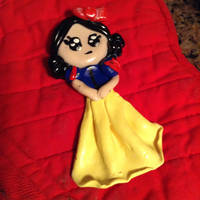 SNOW WHITE CHIBI