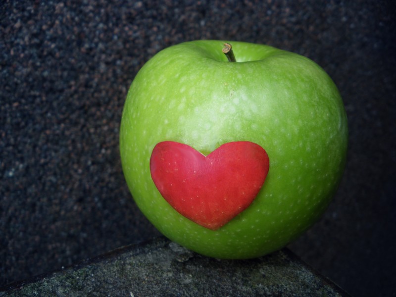 heart apple.