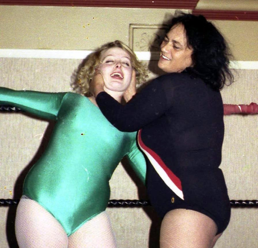 Women Wrestlers In Leotards By Thunderball65 On DeviantArt women-wrestlers-in-leotards-by-thunderball65-on-deviantart